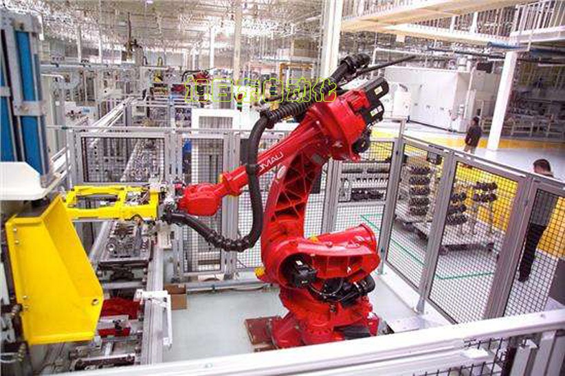 1679537552610498.jpg 發(fā)動機生產(chǎn)線機器人裝配站.jpg